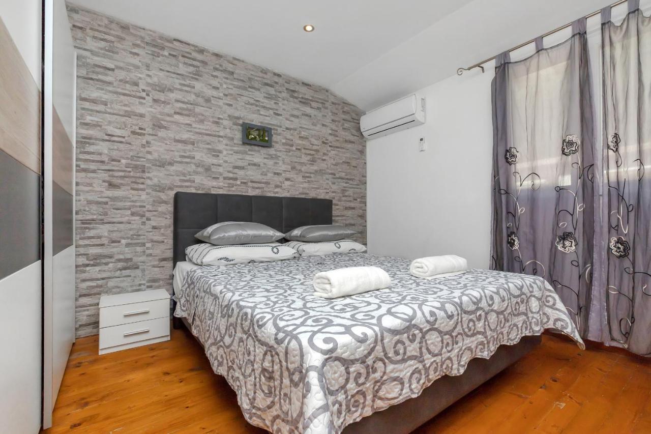 Apartments Rose Baška Voda Εξωτερικό φωτογραφία