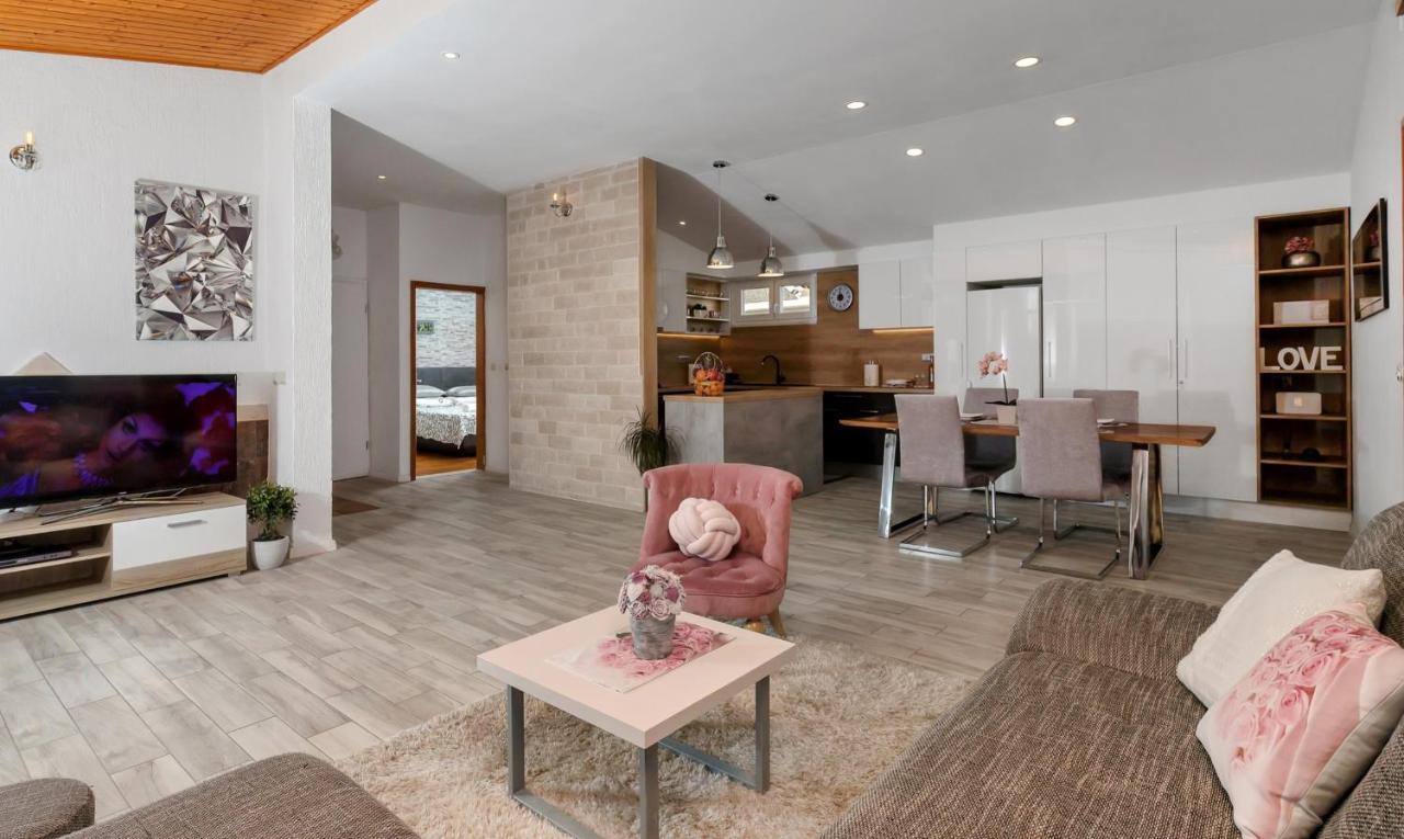 Apartments Rose Baška Voda Εξωτερικό φωτογραφία